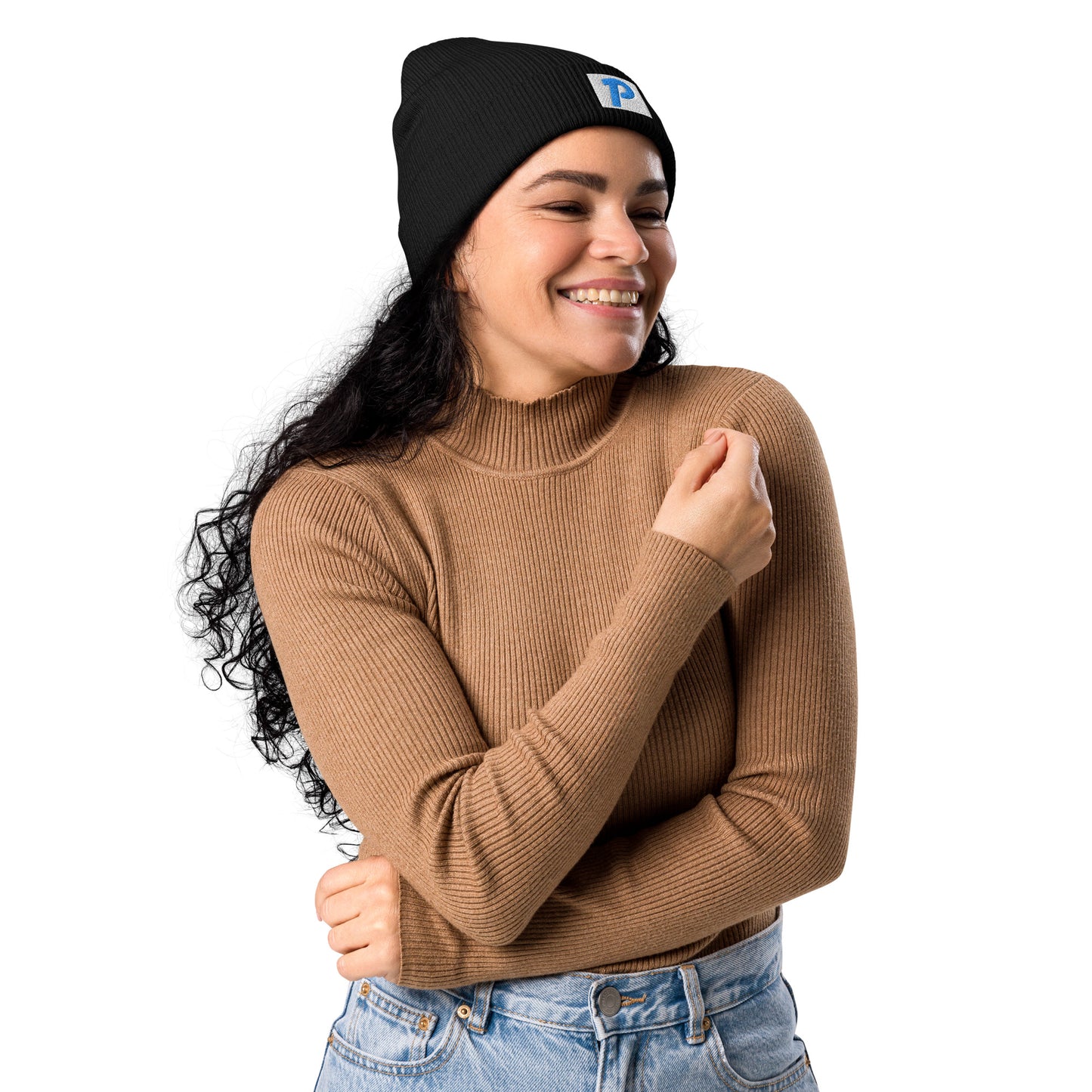 P6STYS BADGE BEANIE